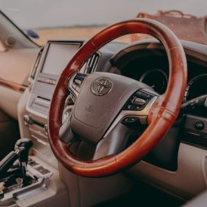 Premium leather steering wheel cover – full view